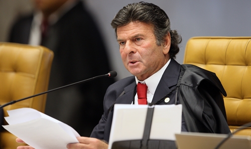 Fux pretende levar para julgamento ações penais de Bolsonaro nos próximos 6 meses