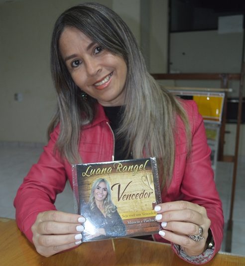 Novo CD gospel de Luana Rangel fica pronto em abril
