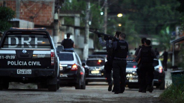 Polícia Civil do Rio faz megaoperação para prender suspeitos de tráfico e de roubos de carga
