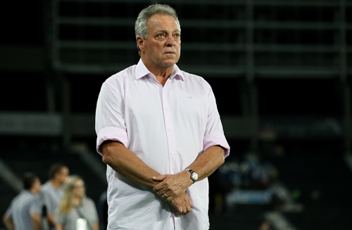 Abelão assume culpa por derrota do Fluminense