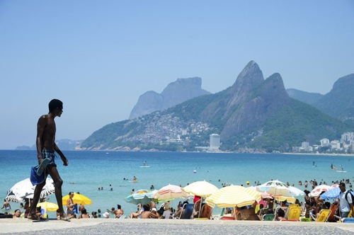 Cresce número de turistas que aprovam visita ao Brasil