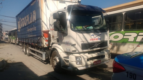 39º BPM recupera caminhões  e carga roubada na Guacha