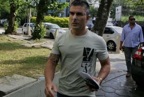 Rogério de Andrade é preso ao chegar para depor no Rio