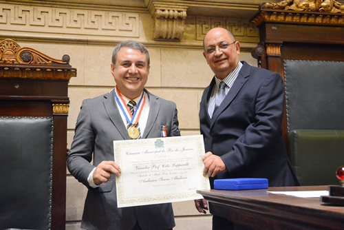 Advogado nilopolitano recebe Medalha Pedro Ernesto