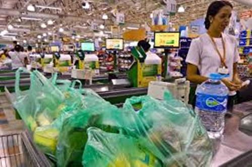 Rio terá de abolir sacolas plásticas nos estabelecimentos comerciais