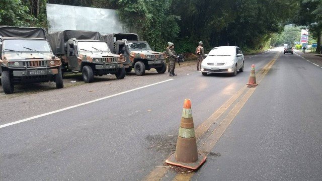 Forças de segurança fazem operação contra roubo de carga em rodovias do Rio