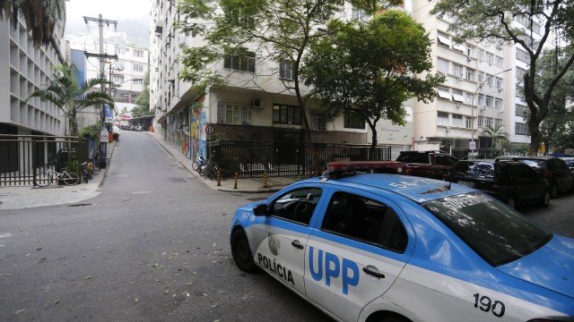 Moradores ficam assustados com tiroteios no Chapéu Mangueira, no Leme
