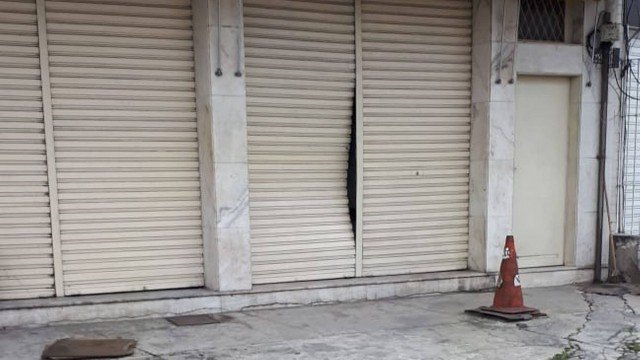 Bandidos arrombam centro de distribuição dos Correios em Madureira