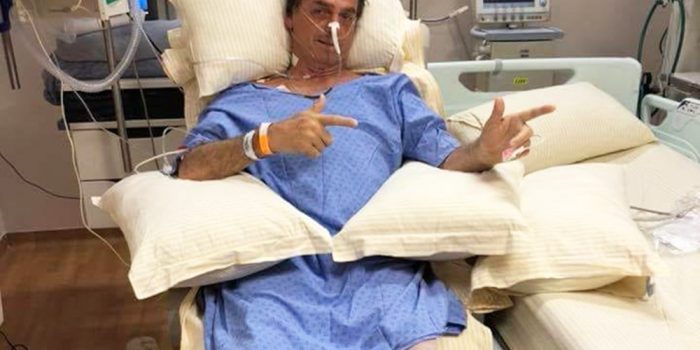 Bolsonaro evolui bem após  nova cirurgia, diz  médico