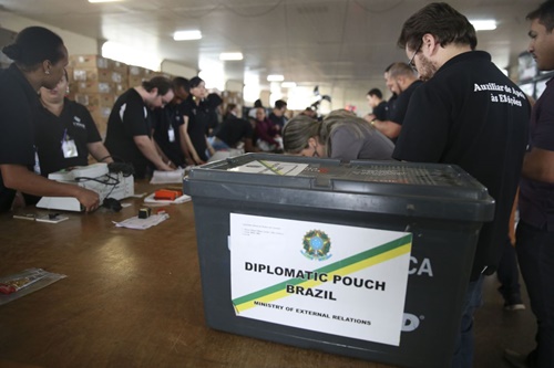 TRE-DF prepara urnas para votos no exterior