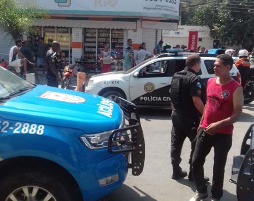 Bandidos atacam caixa  eletrônico em Nova Iguaçu