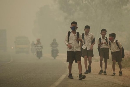 OMS: 93% das crianças respiram  poluição acima do recomendável