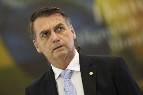 Bolsonaro faz exames para retirar bolsa de colostomia