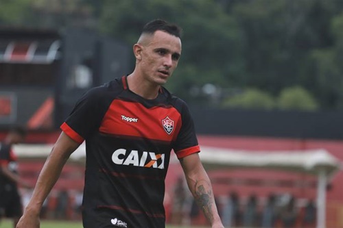 Vitória é segundo clube rebaixado e seis ainda estão ameaçados