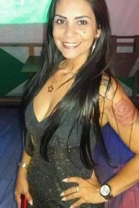 Mulher é assassinada na frente da mãe e das filhas em Nilópolis