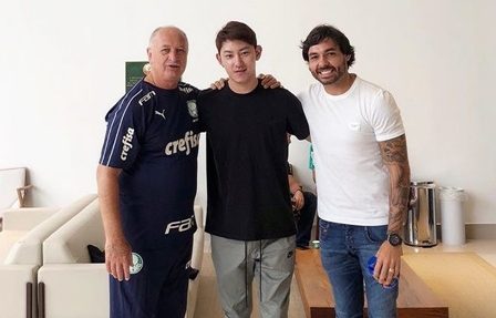 Liberado por clube chinês, Ricardo Goulart pode se recuperar no Palmeiras até março