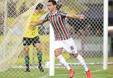 Ganso celebra gol de barriga e  relembra Renato Gaúcho em 1995