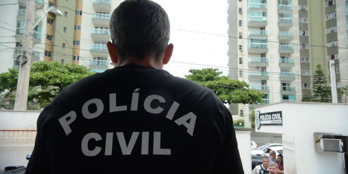 Polícia faz operação contra milícia no Rio