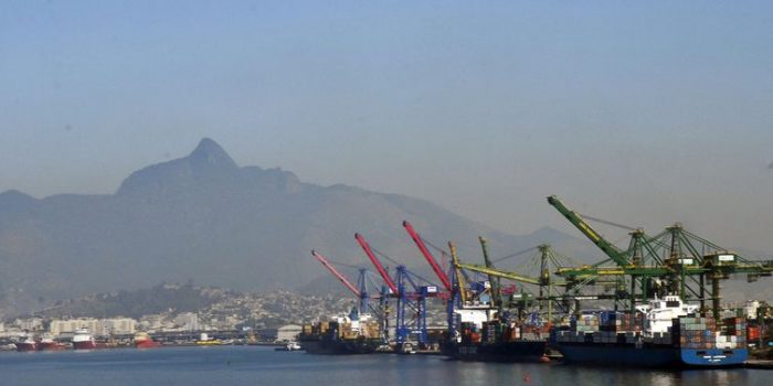 Exportações brasileiras crescem 10% em maio com vendas para os EUA