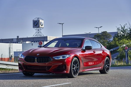 Entram em produção na Alemanha novas versões do BMW Série 8