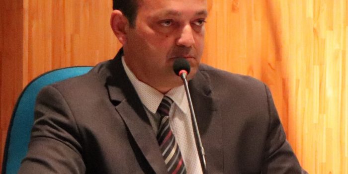 Vereador Zimar reivindica conclusão da reforma da Escola Municipal Leila Aparecida de Almeida