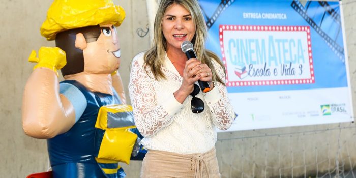 Escolas municipais recebem cinemateca em Itaguaí