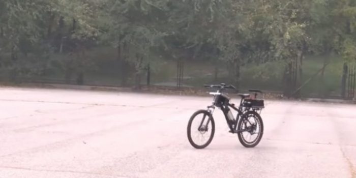 Estudantes da China desenvolvem bicicleta que anda sozinha e responde a comando de voz