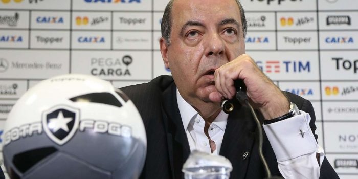 Torcedores ilustres do Botafogo bancarão salários e reforços até dezembro