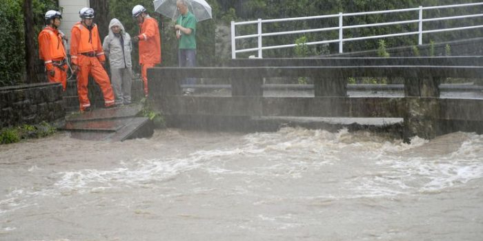 Tempestade tropical Krosa pode atingir o Japão até quinta-feira