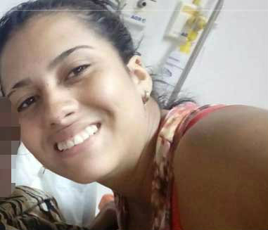 Jovem morre apos ser  esfaqueada no portão de casa  em Nova Iguaçu