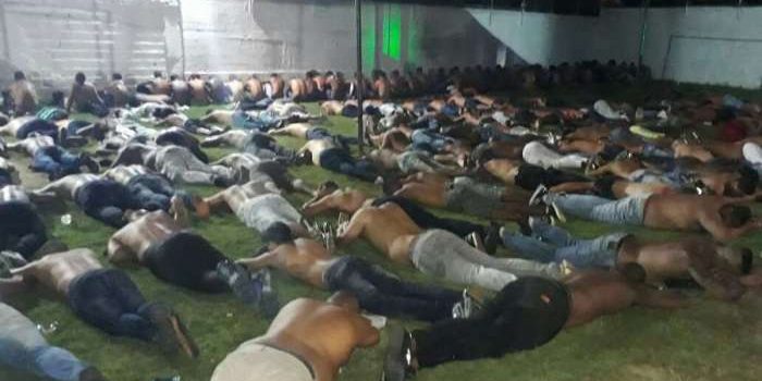 Justiça inocenta últimos 14 réus após festa com 159 detidos em Santa Cruz