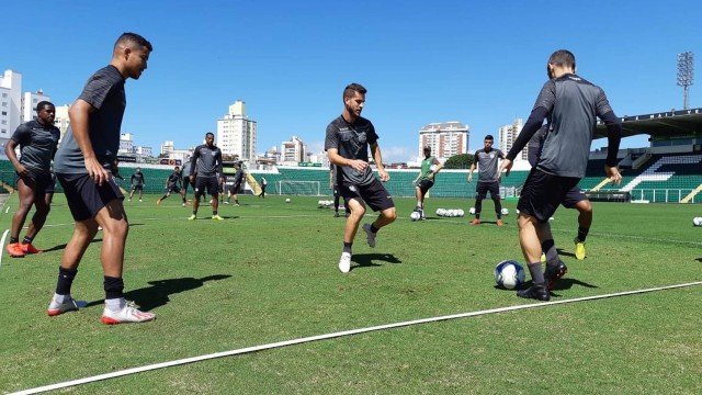 Figueirense nega a intenção de abandonar o Brasileirão da Série B