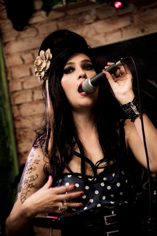 Américas Shopping apresenta show gratuito em tributo a Amy Winehouse