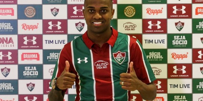 Fluminense encaminha rescisão com atacante que atuou apenas dois minutos pelo clube