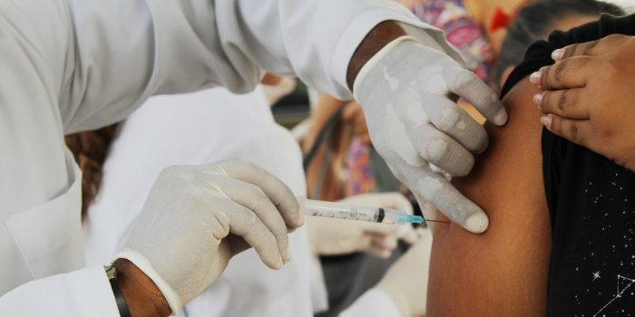 Nova Iguaçu realiza Dia D de vacinação contra o sarampo e ação de combate à sífilis neste sábado