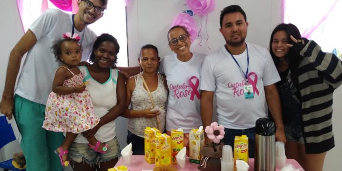 funcionários da upa de Mesquita realizam palestra para alerta sobre  o câncer de mama