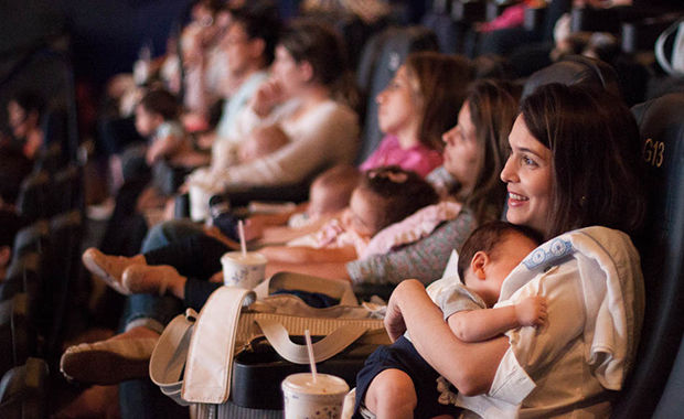 Top Shopping realiza sessão de cinema especial para as mamães nesta terça