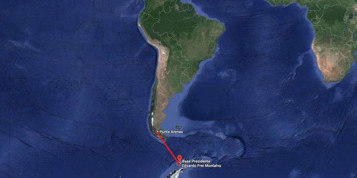 Navio brasileiro encontra destroços de avião chileno