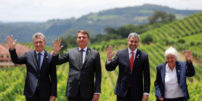 Bolsonaro passa presidência do Mercosul para o Paraguai