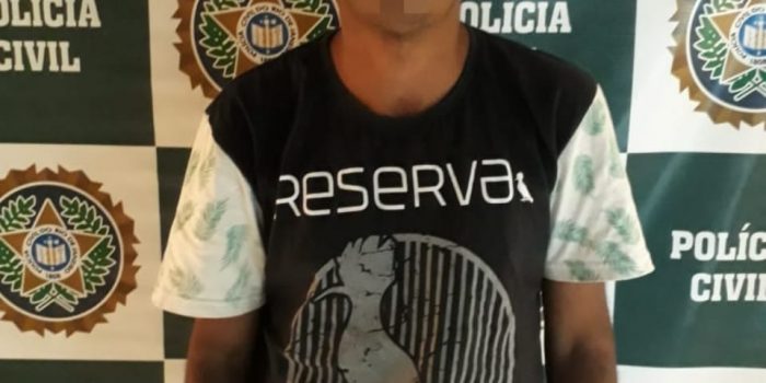 Polícia prende  Homem acusado de assaltar ônibus em Queimados