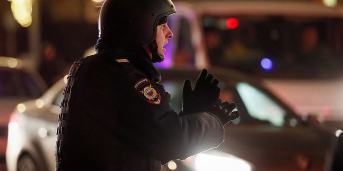 Homem armado dispara em Moscou próximo a agência de segurança
