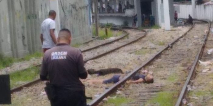 Homem morre ao ser atingido por trem em São João de Meriti