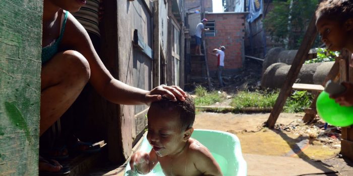 Moradores de favelas movimentam R$ 119,8 bilhões por ano
