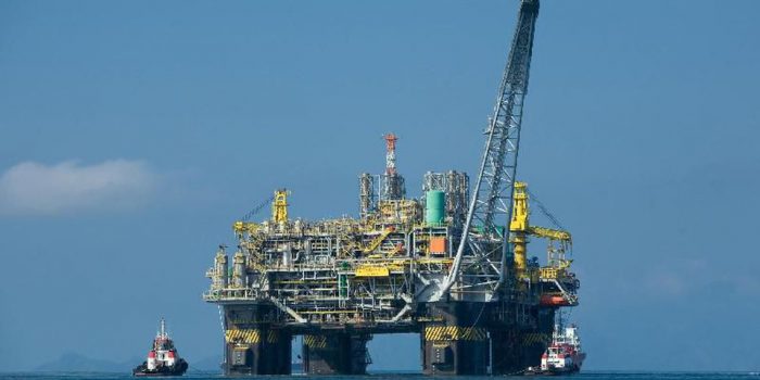 União assina acordo para pagar R$ 1 bi em royalties de petróleo ao Espírito Santo