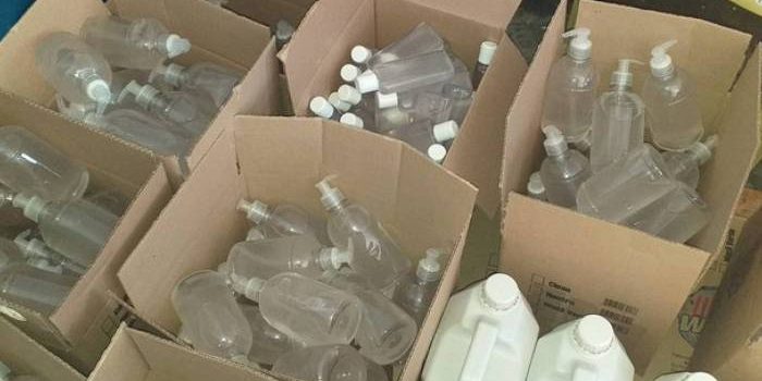 Empresário é preso por fabricar álcool gel adulterado para lucrar com coronavírus