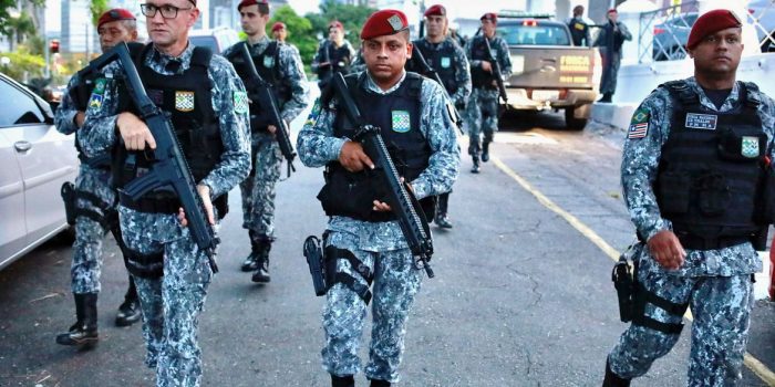 Com fim da greve de policiais, Bolsonaro encerra GLO no Ceará