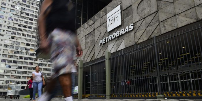Petrobras aprova pagamento de R$ 1,7 bilhão a acionistas
