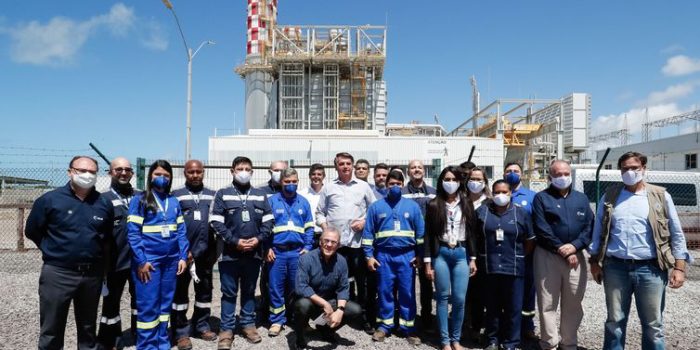 Bolsonaro inaugura termelétrica a gás em Sergipe