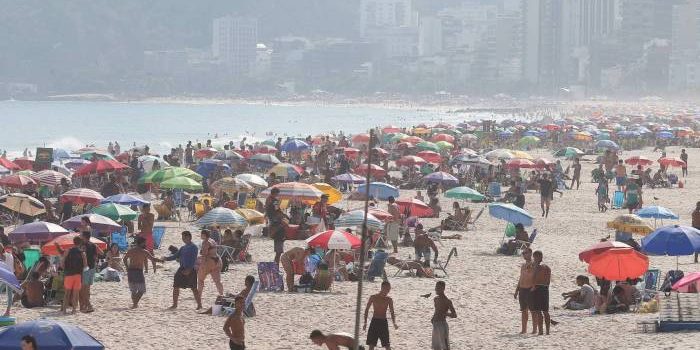 Temperatura permanece elevada e tem máxima de 40°C no Rio, com ventos moderados a fortes