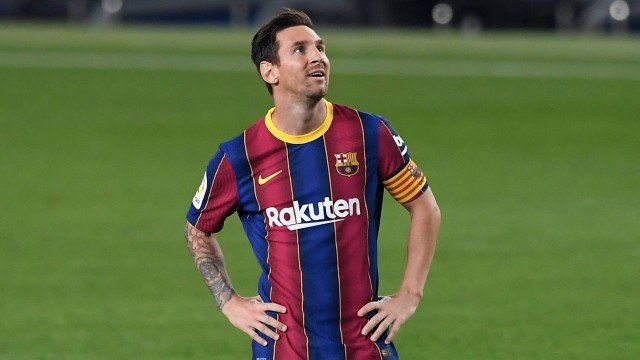 Após PSG declarar interesse em Messi, argentino Paredes revela torcida: ‘Seria genial’